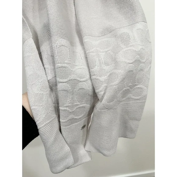 Coach Embossed Signature Knit Scarf Ice - Picture 6 of 7